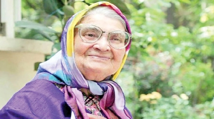 بهترین مستندهای ایرانی؛ از «خانه سیاه است» تا «رویاهای دم صبح»